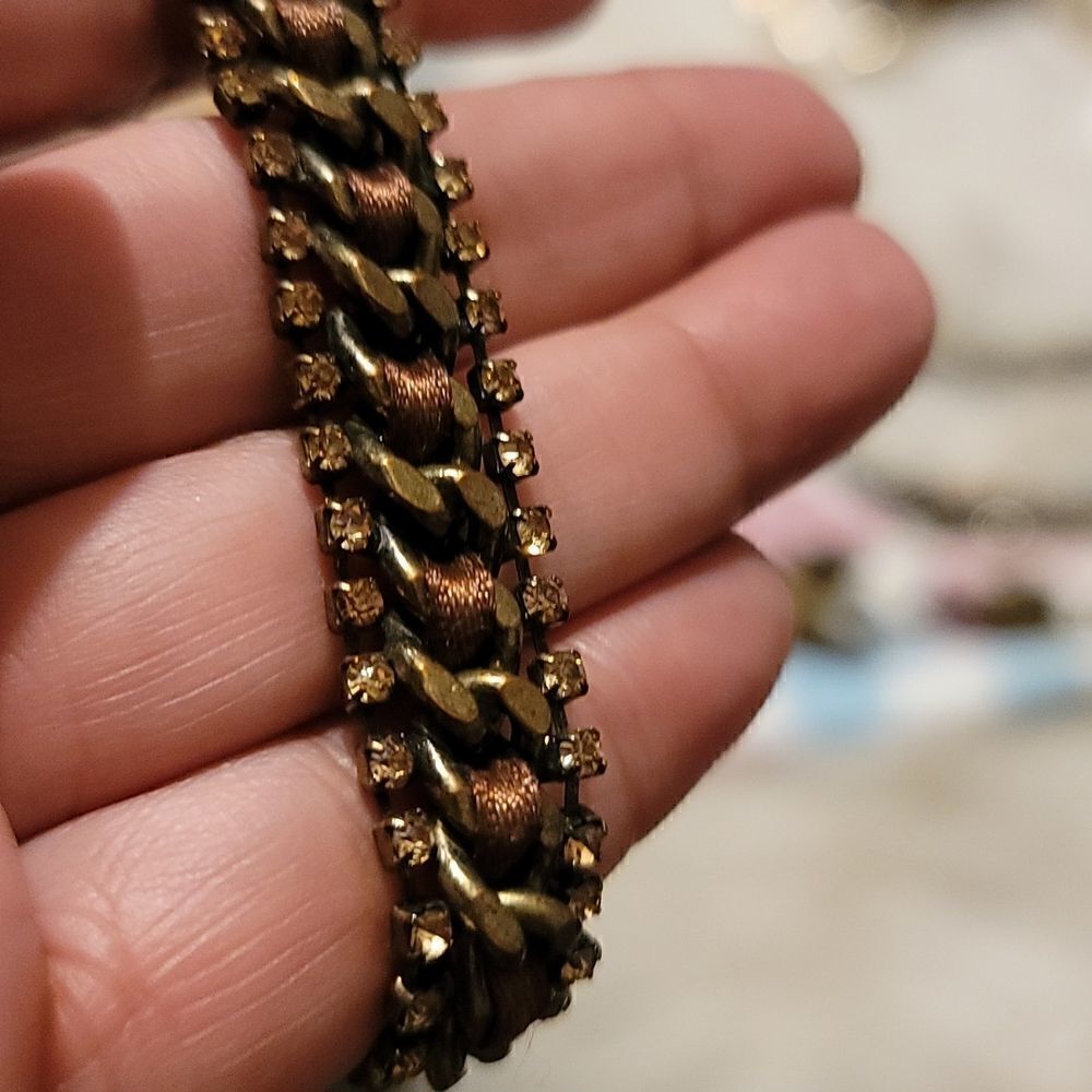 Brass Color Ribbon Bracelet   - Picture 4 of 4